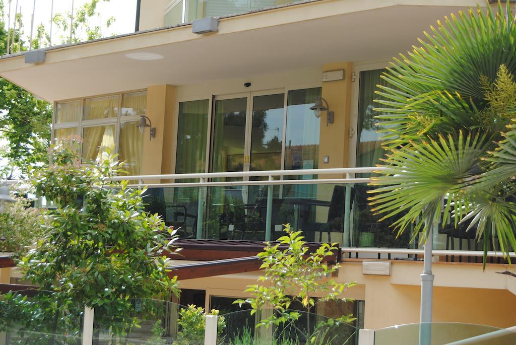 Hotel Bamar ปีนาเรลลา ภายนอก รูปภาพ